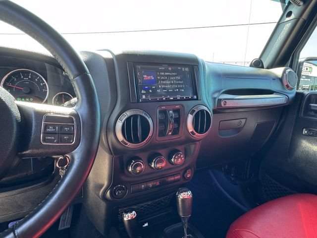 Used 2014 Jeep Wrangler Unlimited Sport w/ Quick Order Package 24S AWD/4WD image 17