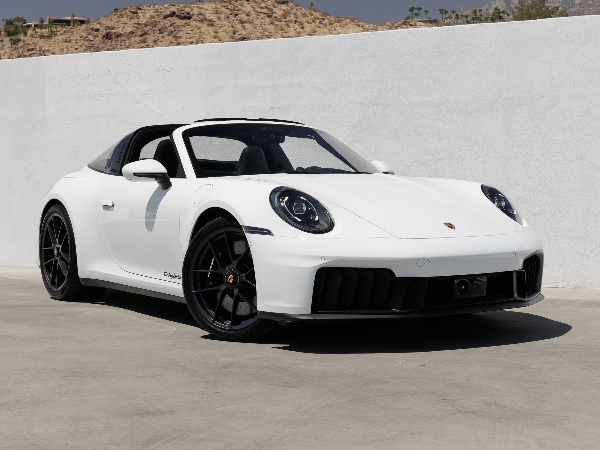 Certified 2026 Porsche 911 Targa 4 GTS AWD/4WD image 9