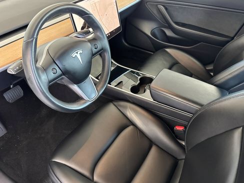 Used 2019 Tesla Model 3 Long Range AWD/4WD image 4