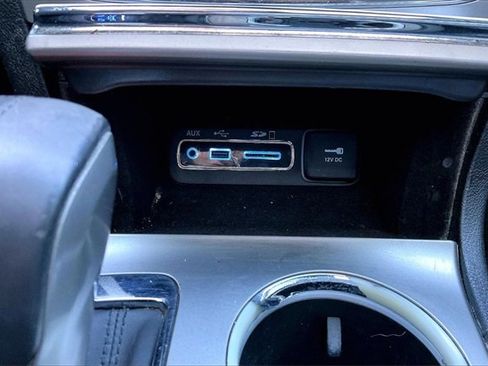 Used 2017 Jeep Grand Cherokee Altitude image 24