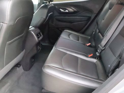 Used 2024 GMC Terrain SLT image 52