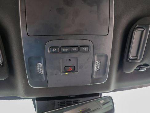 Used 2025 Toyota Camry XSE FWD image 27