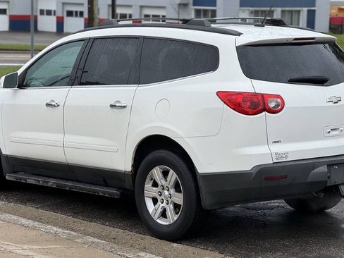 Used 2011 Chevrolet Traverse LT w/ LPO, 'HIT The Road' Package AWD/4WD image 10