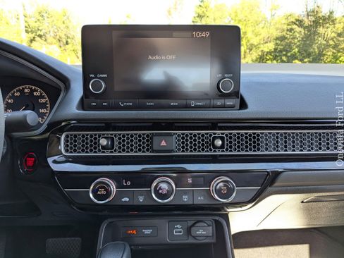 Used 2023 Honda Civic LX image 26