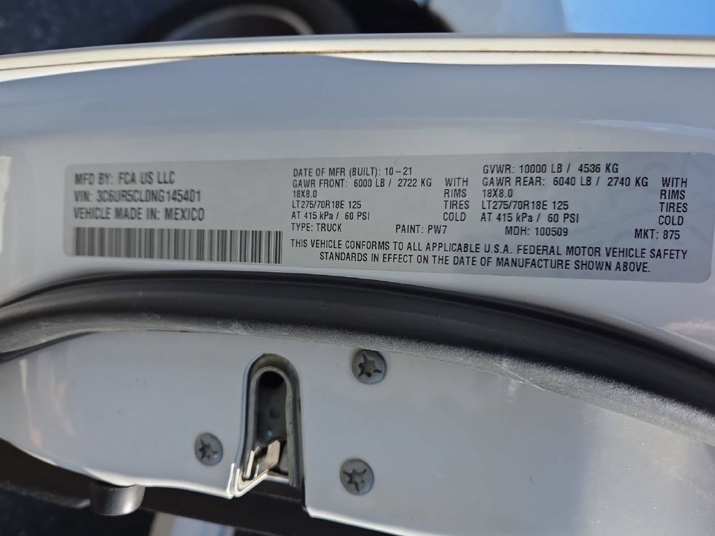 Used 2022 RAM 2500 Tradesman w/ Chrome Appearance Group AWD/4WD image 19