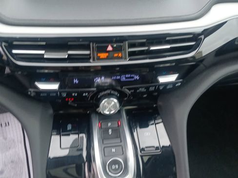 Used 2023 Acura MDX SH-AWD image 14