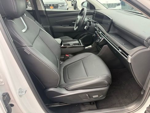 Used 2025 Hyundai Tucson Limited AWD/4WD image 34