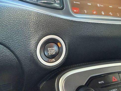 Used 2019 Dodge Challenger R/T Scat Pack w/ Plus Package image 24