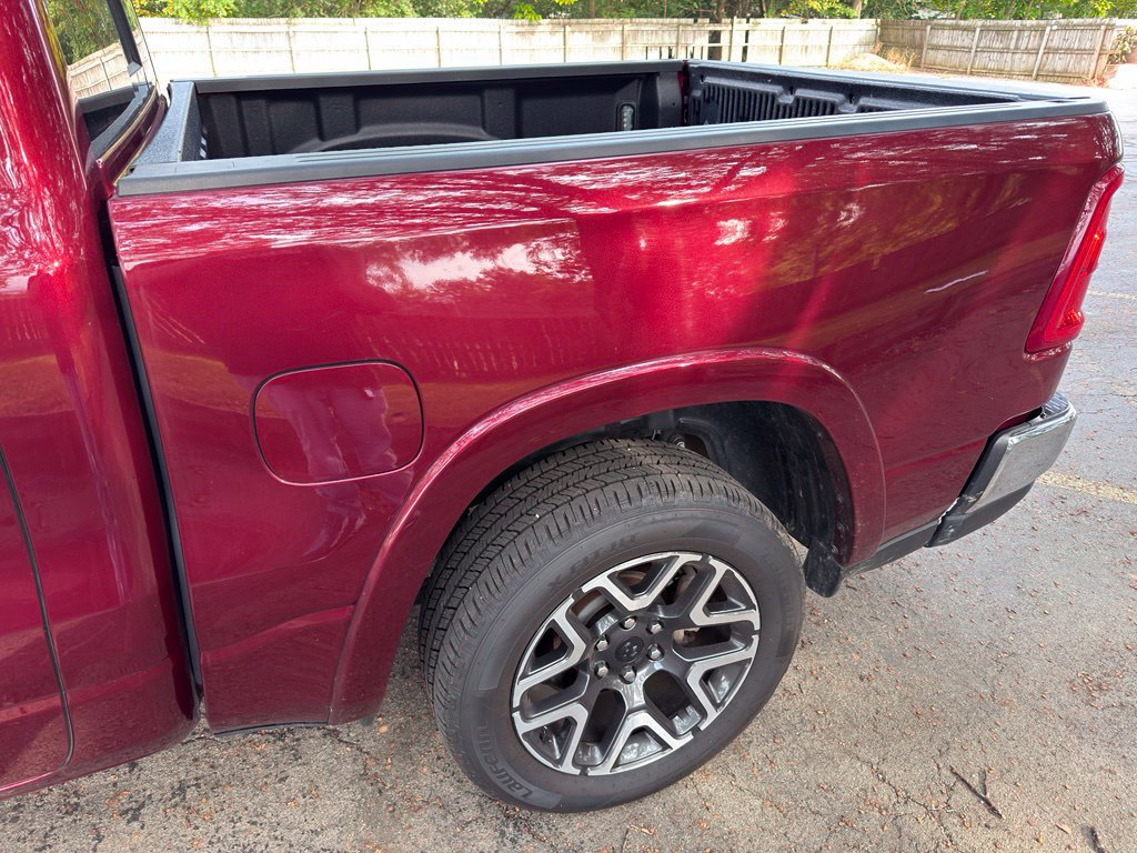 Used 2025 RAM 1500 Laramie AWD/4WD image 18