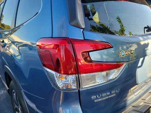 Used 2021 Subaru Forester Premium w/ Popular Package #1 image 8