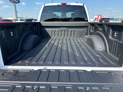 New 2026 Ford F250 XLT w/ XLT Premium Package image 18