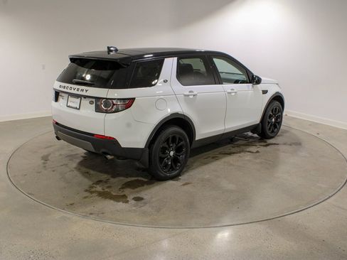 Used 2018 Land Rover Discovery Sport HSE image 5