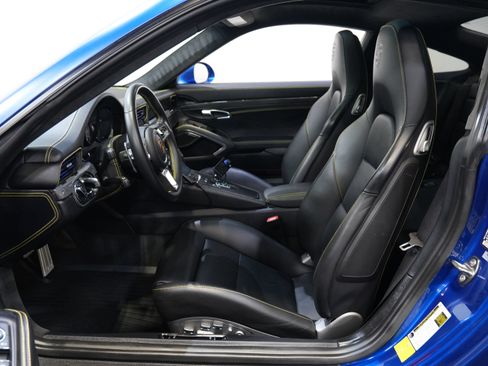 Used 2019 Porsche 911 Turbo S AWD/4WD image 35