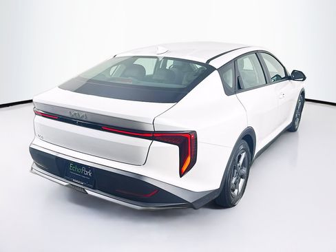 Used 2025 Kia K4 FWD image 9