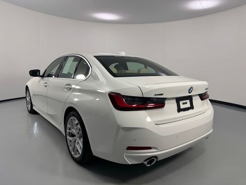 Certified 2025 BMW 330i xDrive Sedan w/ Convenience Package AWD/4WD image 6