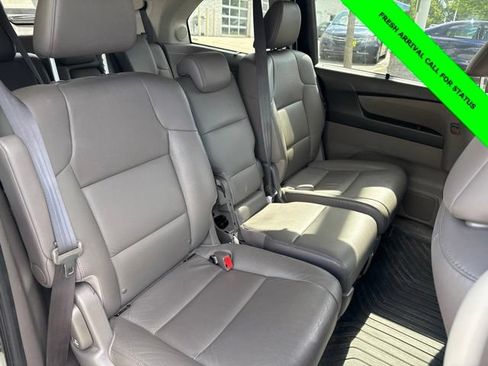 Used 2015 Honda Odyssey Touring Elite image 18