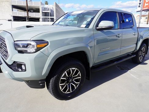 Certified 2023 Toyota Tacoma TRD Sport image 4
