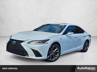 Used 2019 Lexus ES 350 F Sport w/ Accessory Package 2