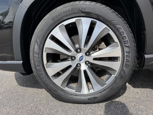 Used 2019 Subaru Ascent Limited w/ Popular Package #3 AWD/4WD image 12