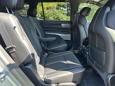 Certified 2026 Cadillac Vistiq Platinum w/ LPO, Floor Liner Package AWD/4WD image 11