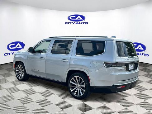 Used 2023 Jeep Grand Wagoneer 4WD image 6