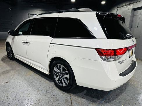 Used 2015 Honda Odyssey Touring image 3