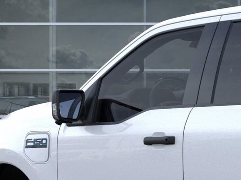 New 2025 Ford F150 Lightning XLT image 20