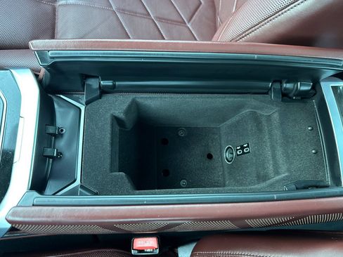 Used 2025 BMW 740i 740i image 31