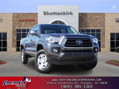 Used 2023 Toyota Tacoma SR image 1