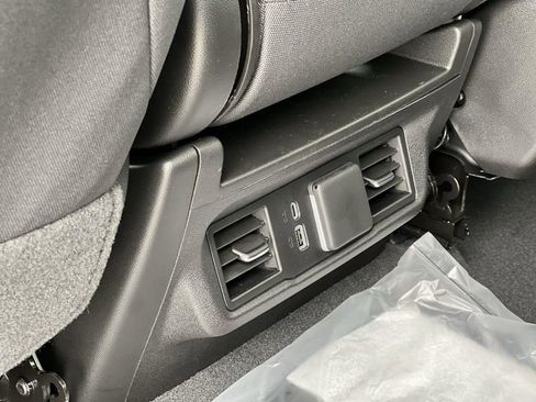 New 2026 GMC Sierra 1500 Elevation image 27