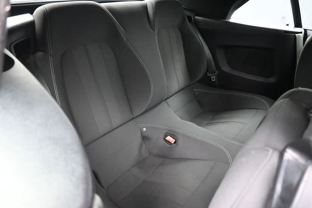 Used 2019 Ford Mustang Convertible RWD image 25
