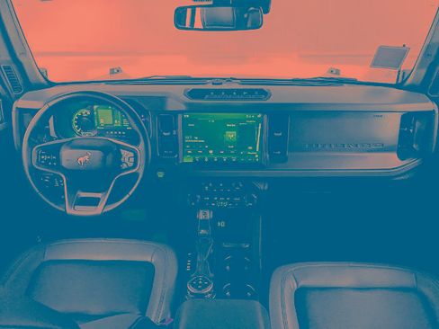 Certified 2024 Ford Bronco Big Bend image 7