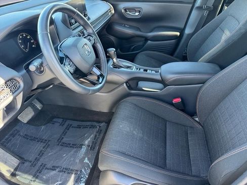 Used 2024 Honda HR-V Sport image 9