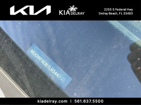 Used 2020 Mercedes-Benz C 300 Sedan image 10