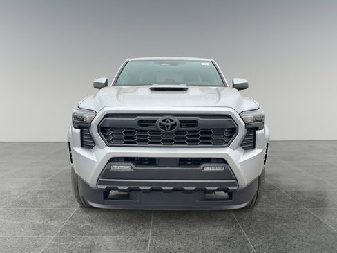 New 2025 Toyota Tacoma TRD Sport image 8
