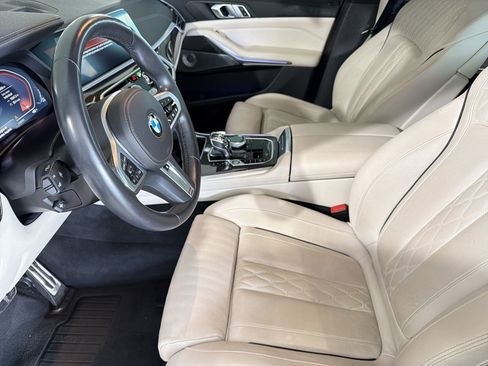 Used 2023 BMW X5 M50i w/ Executive Package image 4