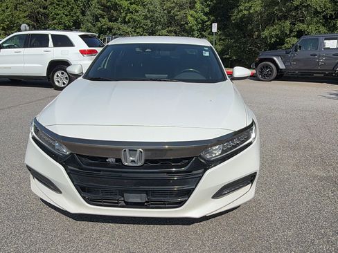 Used 2020 Honda Accord Sport image 3