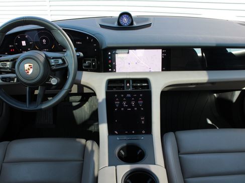 Used 2023 Porsche Taycan 4S image 21