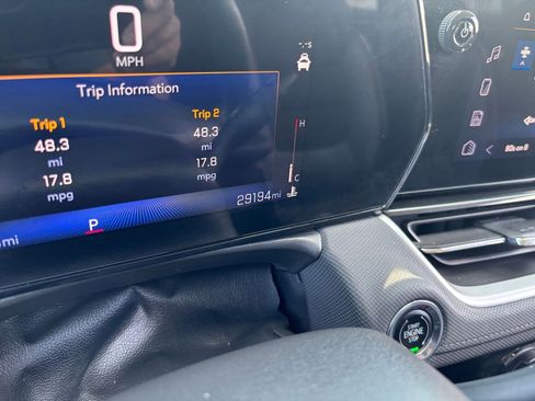 Used 2025 Chevrolet TrailBlazer LT image 39