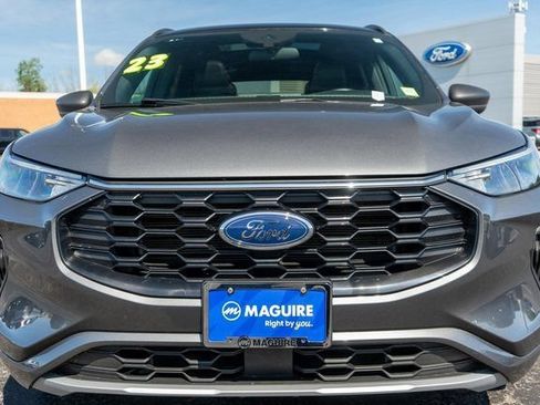 Used 2023 Ford Escape ST-Line w/ Equipment Group 301A FWD image 3