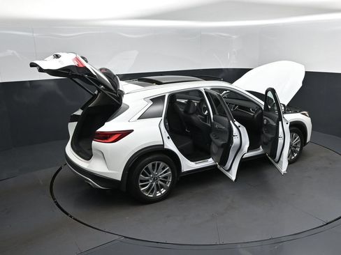 Certified 2024 INFINITI QX50 Luxe FWD image 49