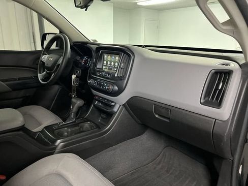 Certified 2019 Chevrolet Colorado W/T w/ Custom Special Edition AWD/4WD image 27