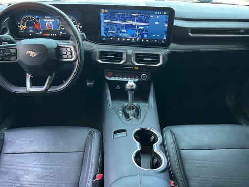 Used 2025 Ford Mustang GT Premium RWD image 4