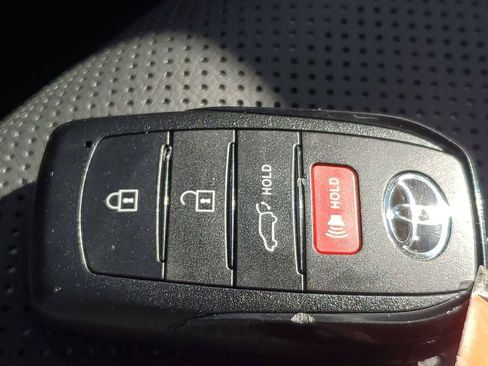 Certified 2025 Toyota 4Runner TRD Off-Road Premium image 39