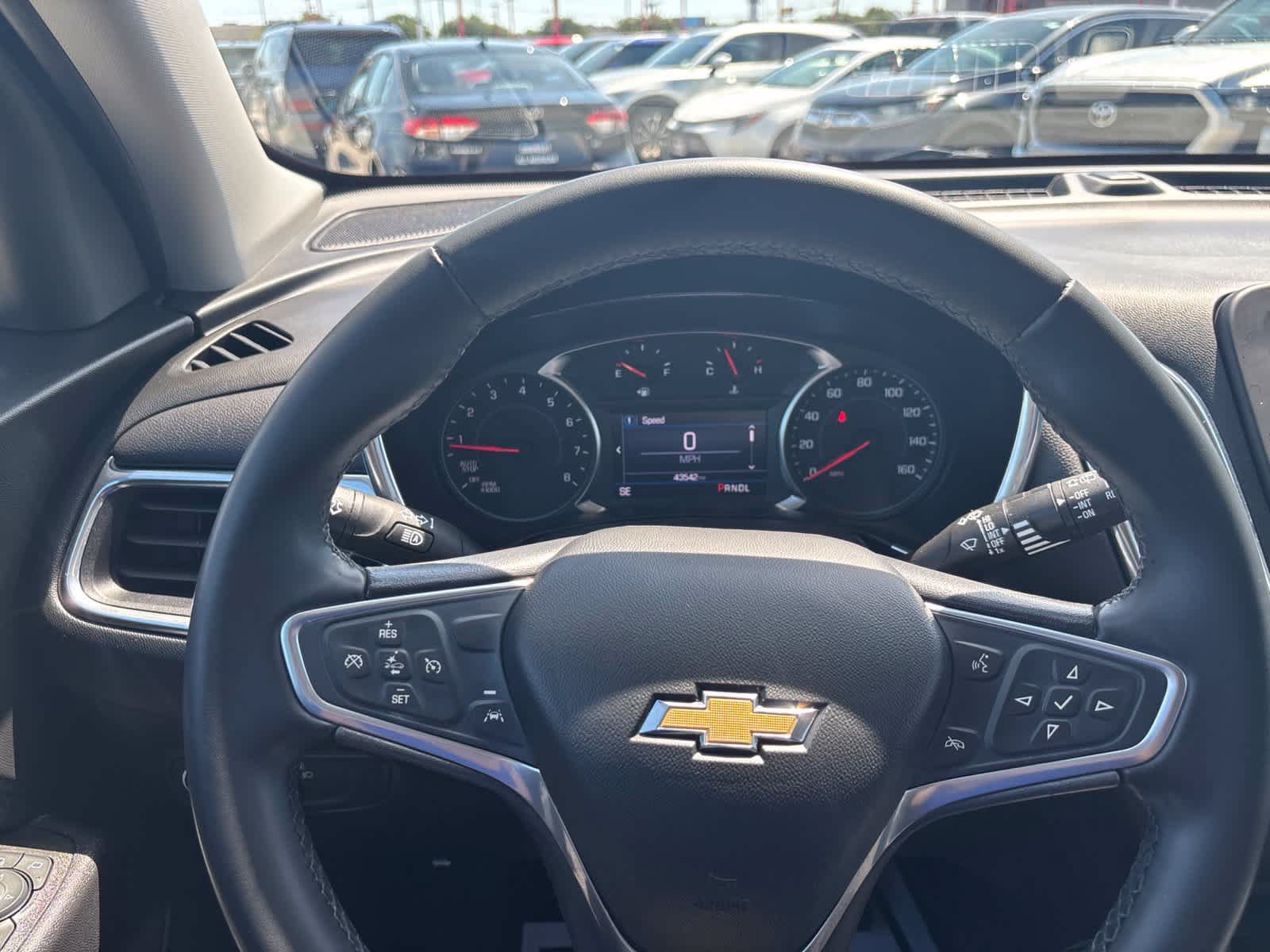 Used 2023 Chevrolet Equinox LT AWD/4WD image 21