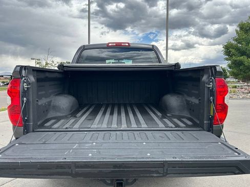 Used 2017 Toyota Tundra SR5 AWD/4WD image 28