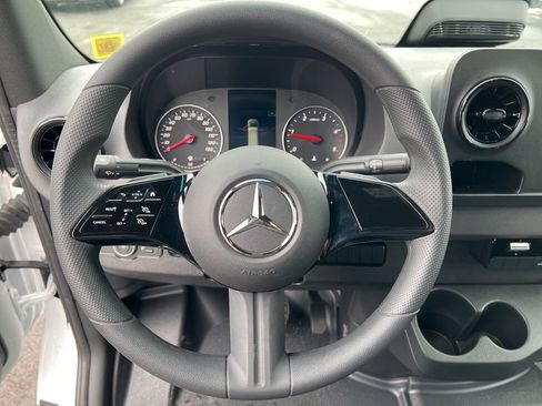 New 2025 Mercedes-Benz Sprinter 2500 image 16