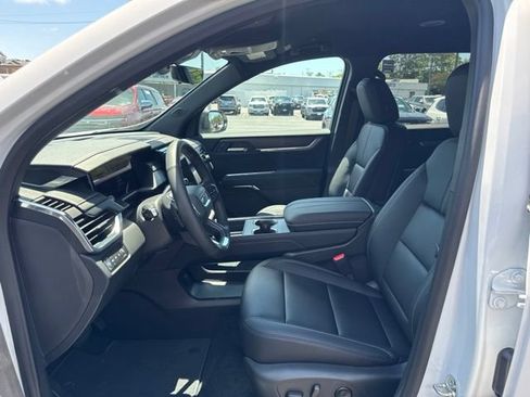 New 2026 GMC Acadia Elevation w/ Black Edition AWD/4WD image 9