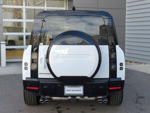 New 2026 Land Rover Defender 130 V8 image 6