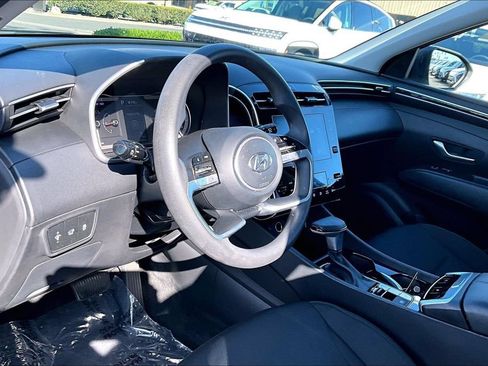 Certified 2024 Hyundai Tucson SEL FWD image 10